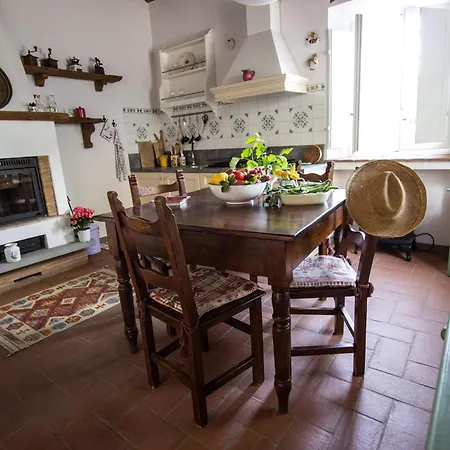 Semesterbostad Casa Locci